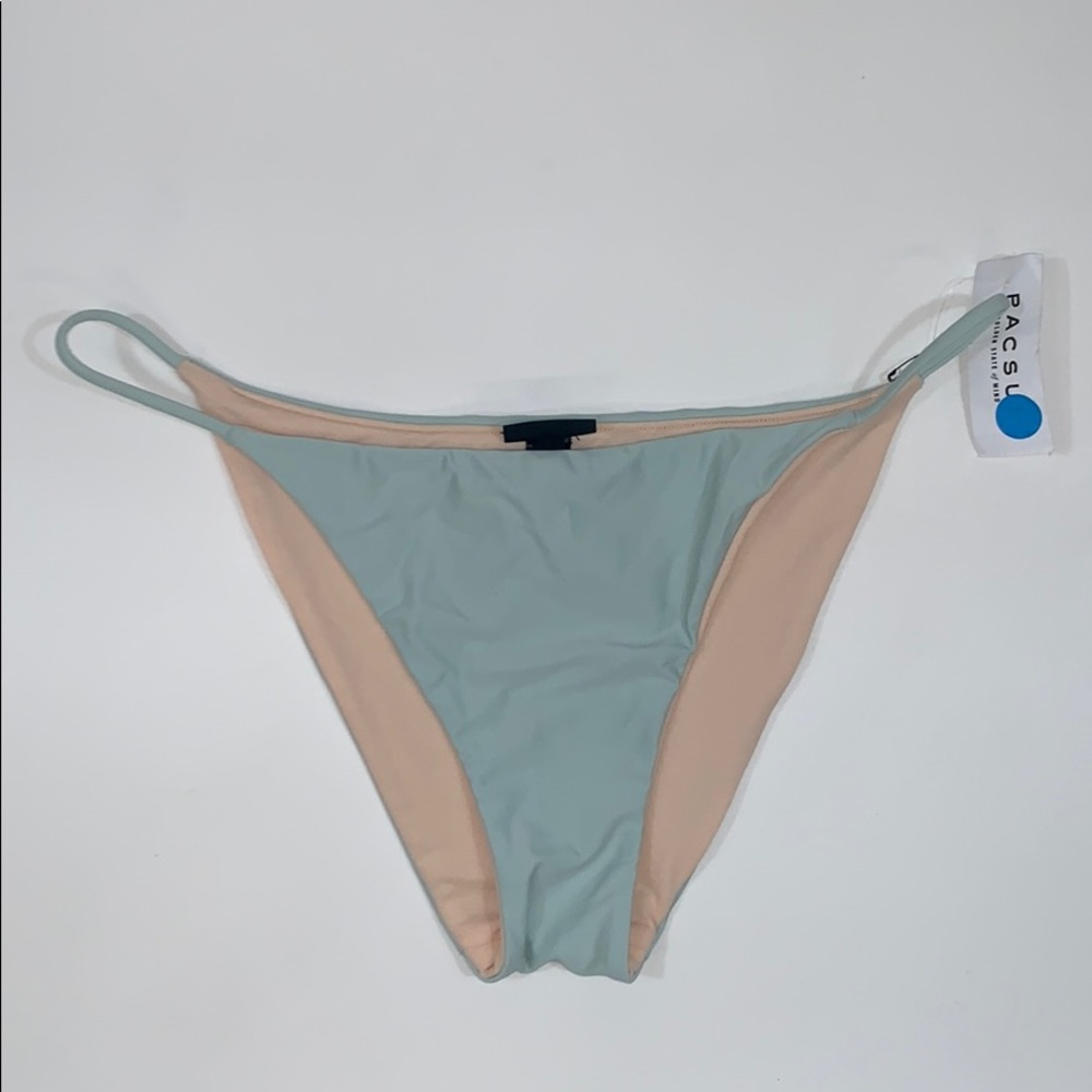 La hearts surf spray bikini bottom 3
